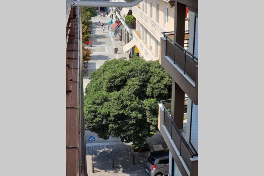 Cloud 9 Apartment Volos Center ヴォロス エクステリア 写真